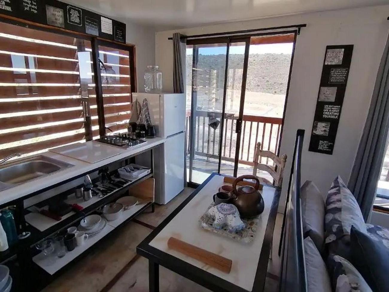 Romantic Cottage Barrydale Room photo